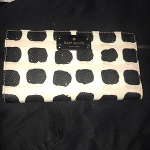 🖤Authentic Kate Spade New York pink cream & black